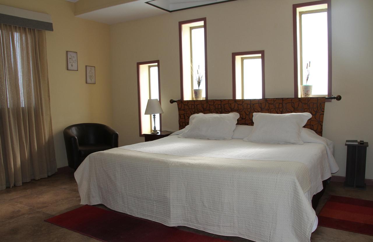 Atakama Kull Hotel Calama Bagian luar foto